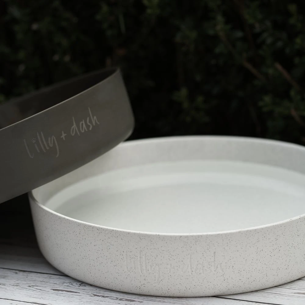 Extra Large Outdoor Dog Water Bowl, Milk Speckle 5 Extra Large Outdoor Dog Water Bowl, Milk Speckle - Image 3